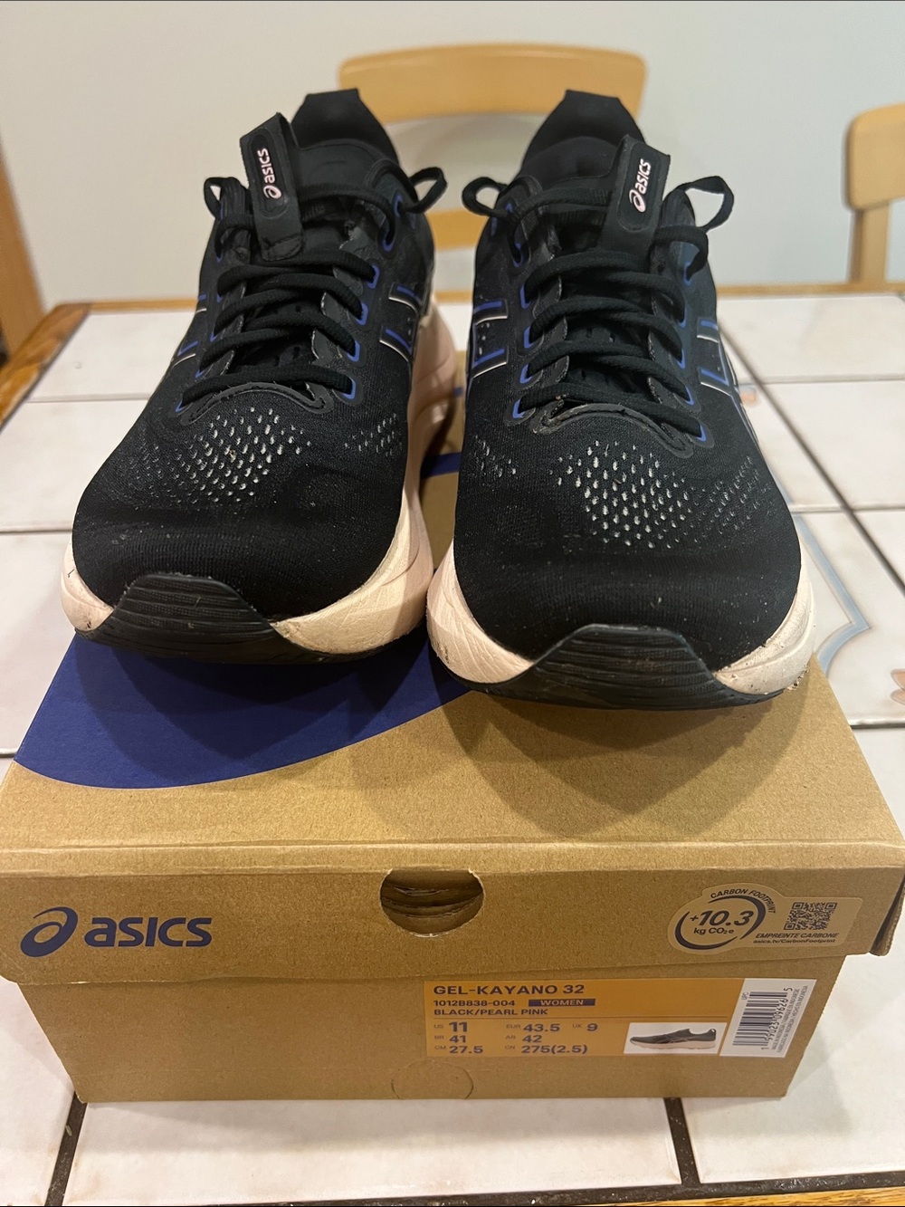 Asics Black and Cream GEL-Kayano 32 women Running Shoes